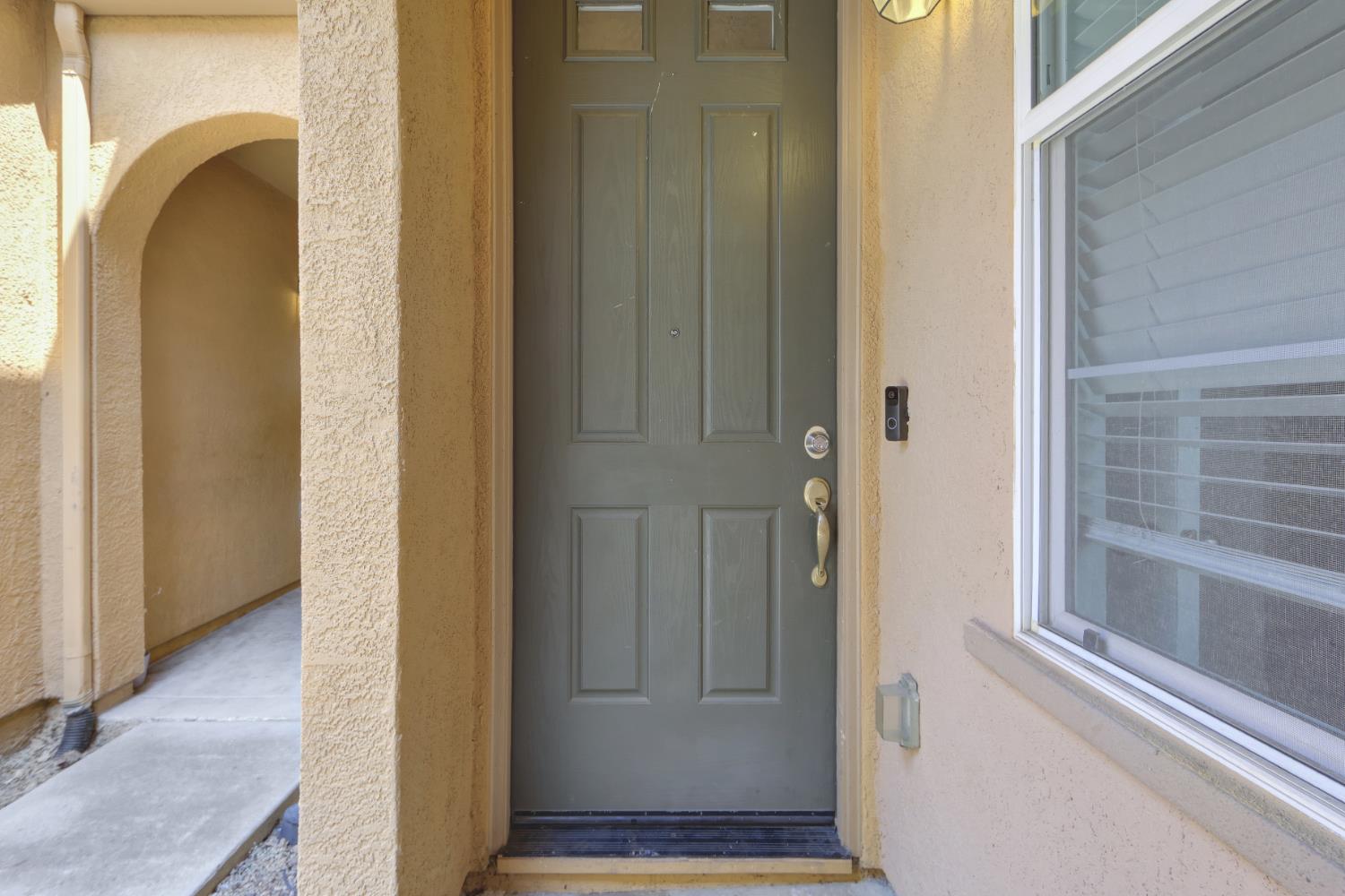 Detail Gallery Image 5 of 38 For 8444 Crystal Walk Cir #72,  Elk Grove,  CA 95758 - 2 Beds | 2 Baths