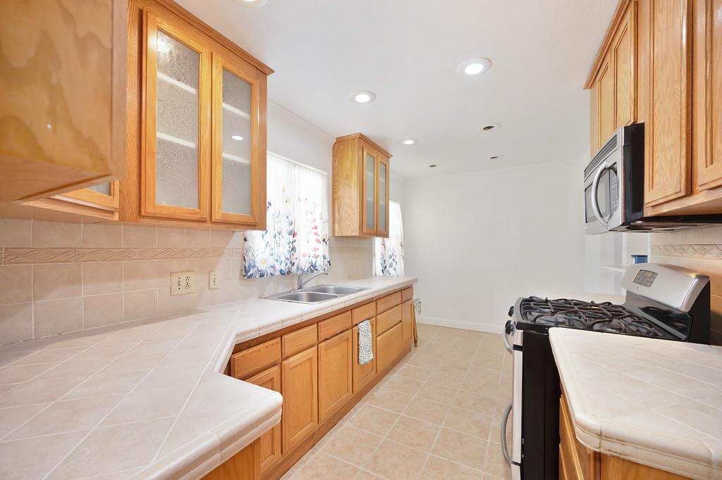 Detail Gallery Image 5 of 75 For 312 Beamer St, Woodland,  CA 95695 - 4 Beds | 2 Baths
