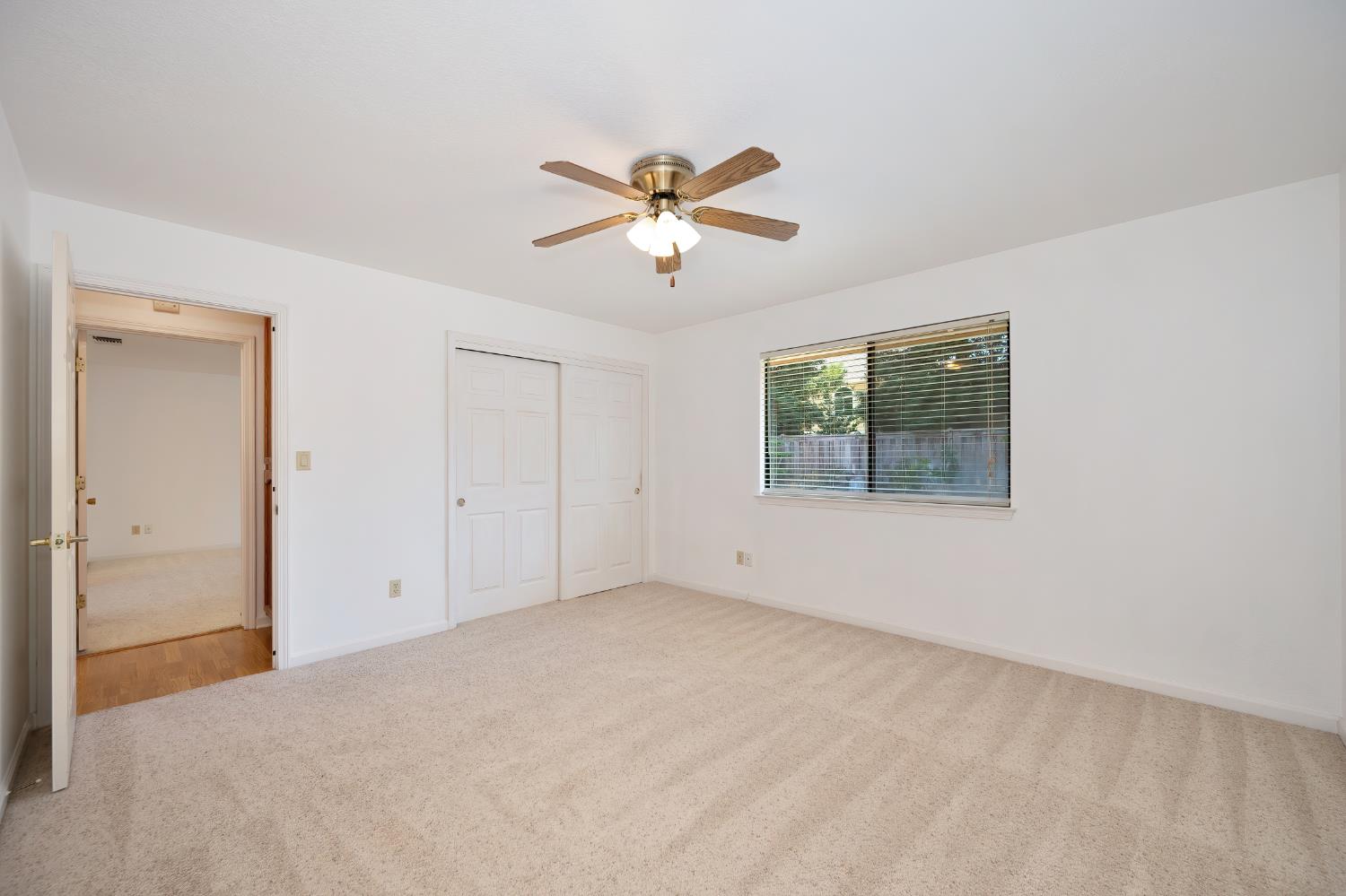 Detail Gallery Image 31 of 53 For 5408 E Brook Way, Elk Grove,  CA 95758 - 3 Beds | 2 Baths