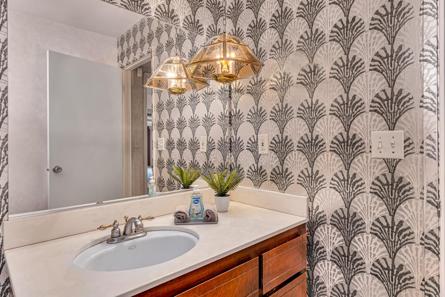 Detail Gallery Image 30 of 58 For 1838 Hillview Dr, Los Banos,  CA 93635 - 3 Beds | 2 Baths