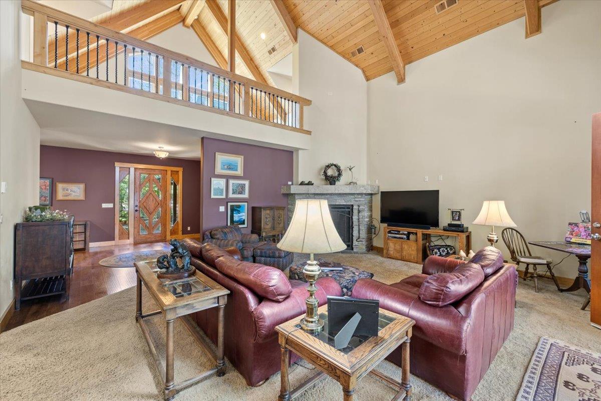 Detail Gallery Image 7 of 64 For 11382 Cour Royal, Nevada City,  CA 95959 - 3 Beds | 3/1 Baths
