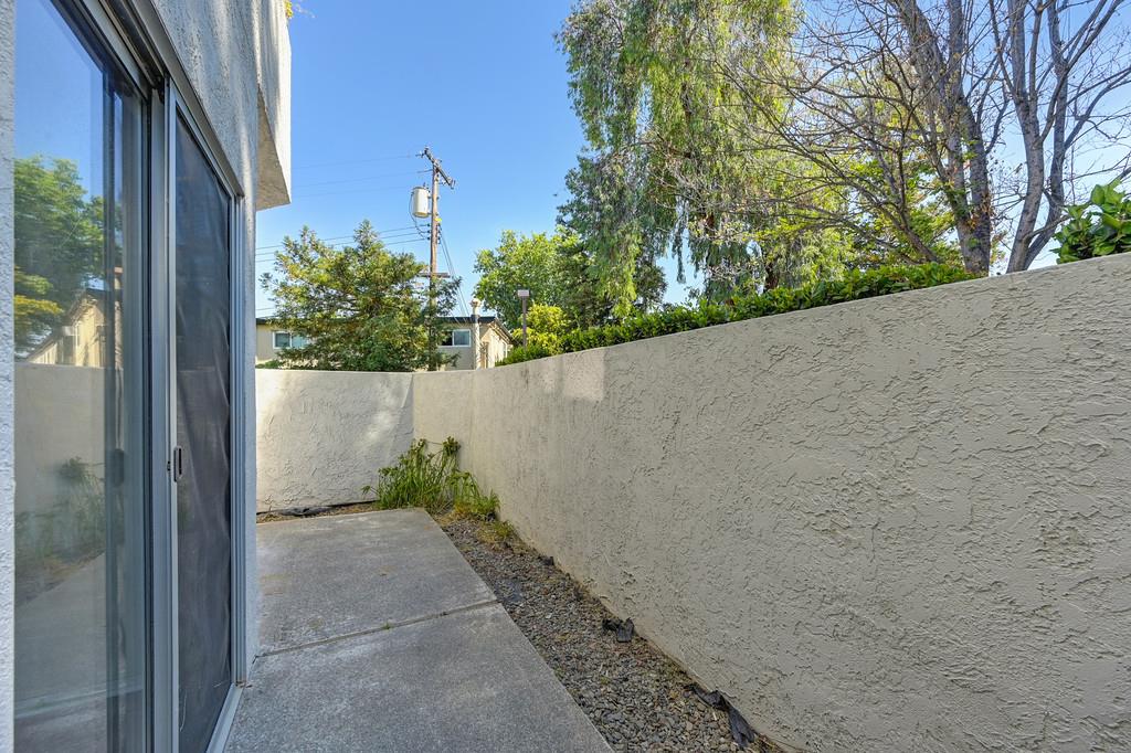 Detail Gallery Image 26 of 50 For 2561 Fulton Square Ln #59,  Sacramento,  CA 95821 - 2 Beds | 2 Baths