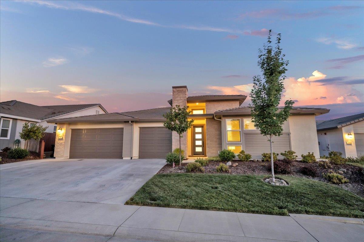 Detail Gallery Image 1 of 66 For 2944 Romano Dr, Lincoln,  CA 95648 - 4 Beds | 3 Baths