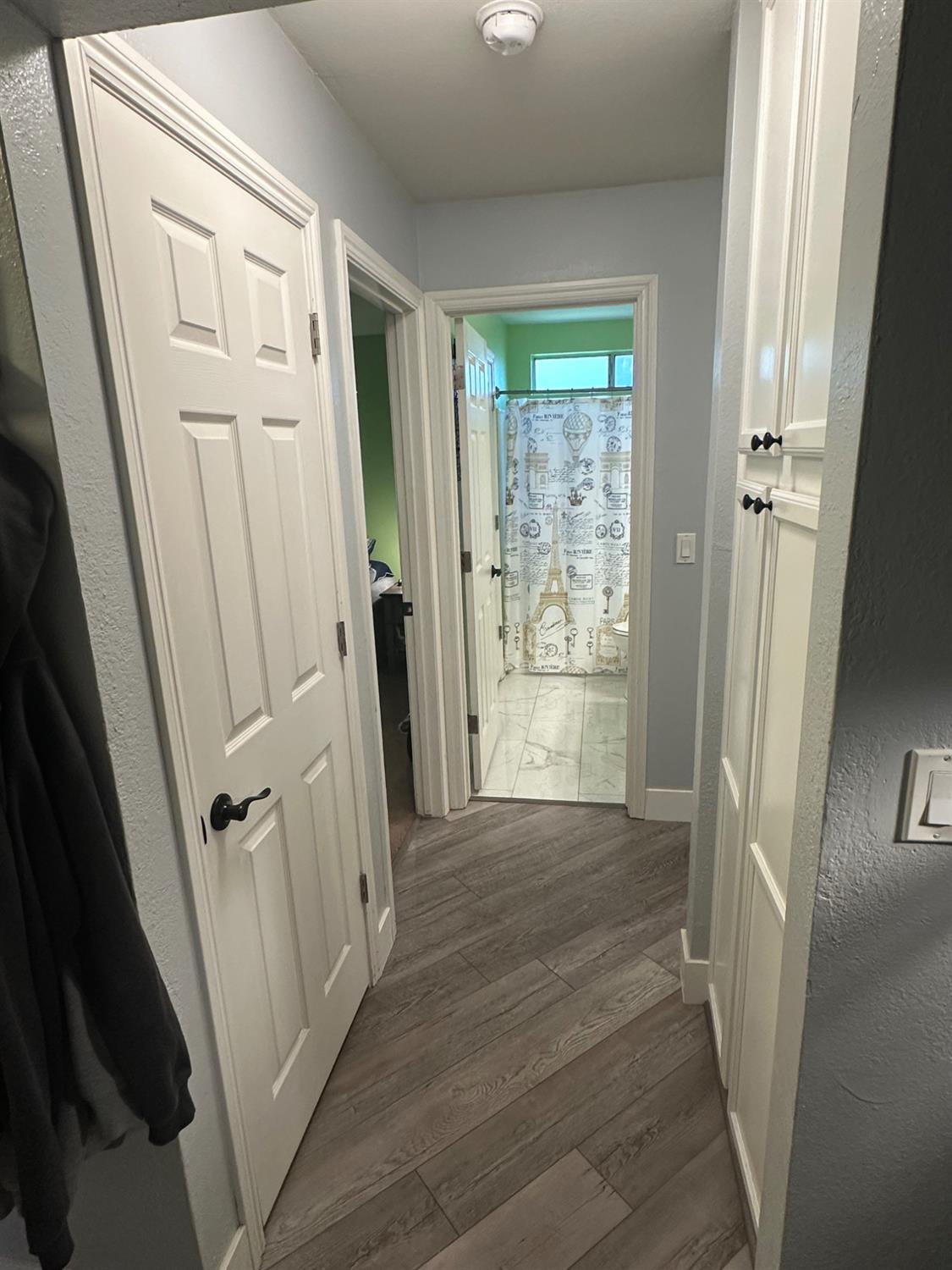 Detail Gallery Image 6 of 11 For 3937 Dale Rd a,  Modesto,  CA 95356 - 2 Beds | 2 Baths