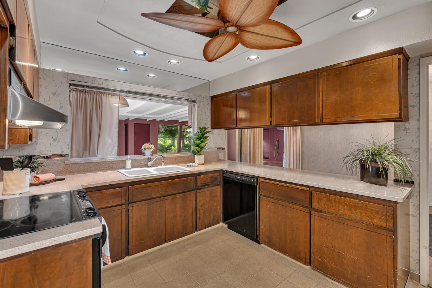Detail Gallery Image 15 of 58 For 1838 Hillview Dr, Los Banos,  CA 93635 - 3 Beds | 2 Baths