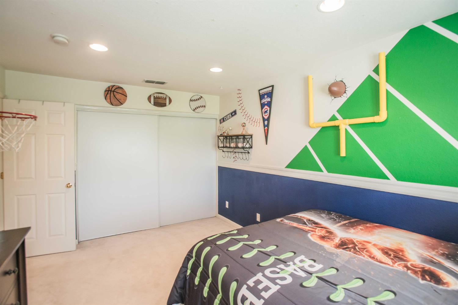 Detail Gallery Image 44 of 68 For 2210 Arnold Dr, Rocklin,  CA 95765 - 4 Beds | 2/1 Baths