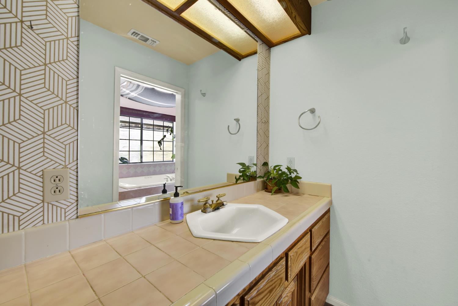 Detail Gallery Image 48 of 76 For 509 East, Winters,  CA 95694 - 3 Beds | 2 Baths