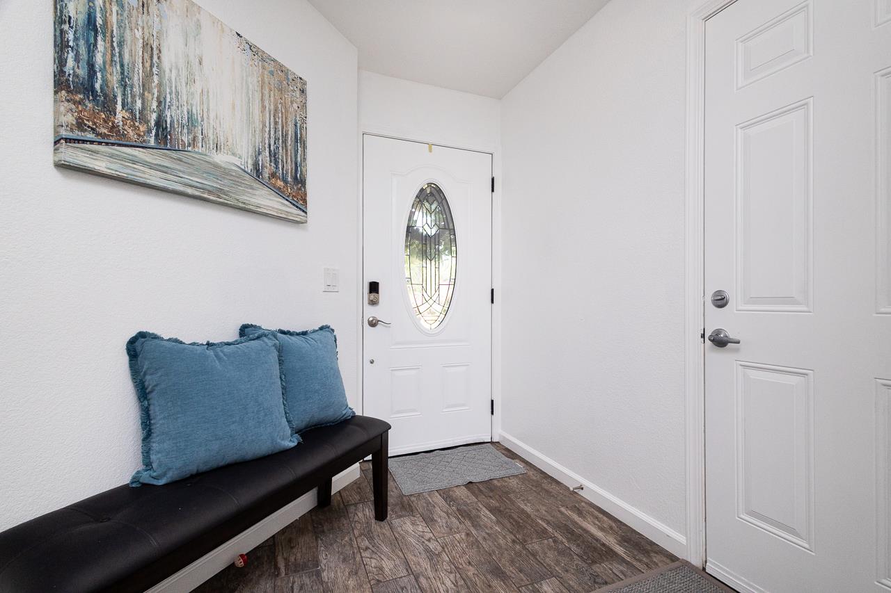 Detail Gallery Image 19 of 24 For 4013 Quarry Ct, Loomis,  CA 95650 - 3 Beds | 2/1 Baths