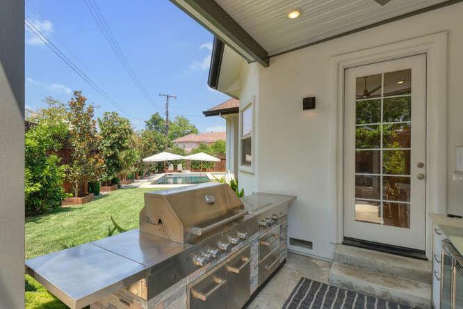 Detail Gallery Image 72 of 78 For 3710 Esperanza Dr, Sacramento,  CA 95864 - 4 Beds | 3/1 Baths