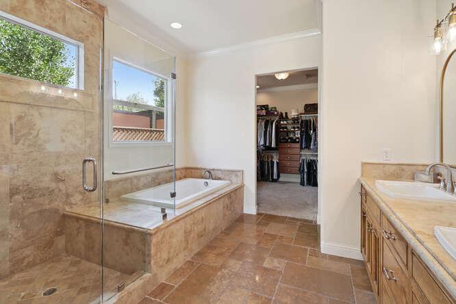 Detail Gallery Image 35 of 78 For 3710 Esperanza Dr, Sacramento,  CA 95864 - 4 Beds | 3/1 Baths
