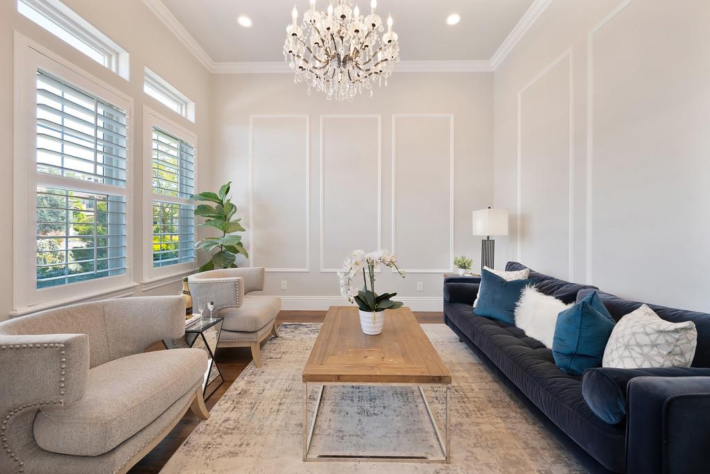 Detail Gallery Image 11 of 94 For 689 Oreno Cir, Folsom,  CA 95630 - 5 Beds | 4/1 Baths