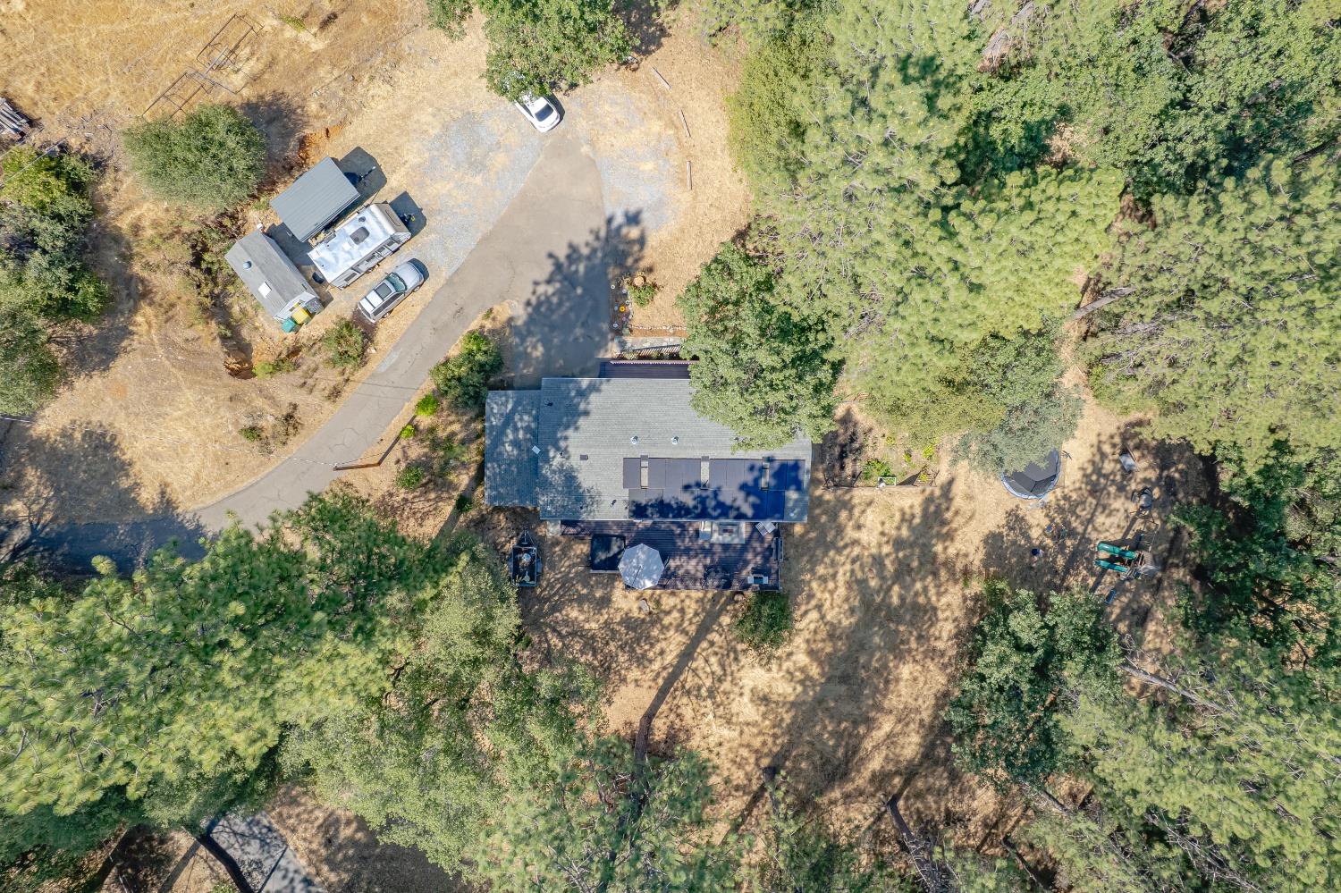 Detail Gallery Image 45 of 68 For 3980 Donner Trl, Placerville,  CA 95667 - 3 Beds | 2 Baths