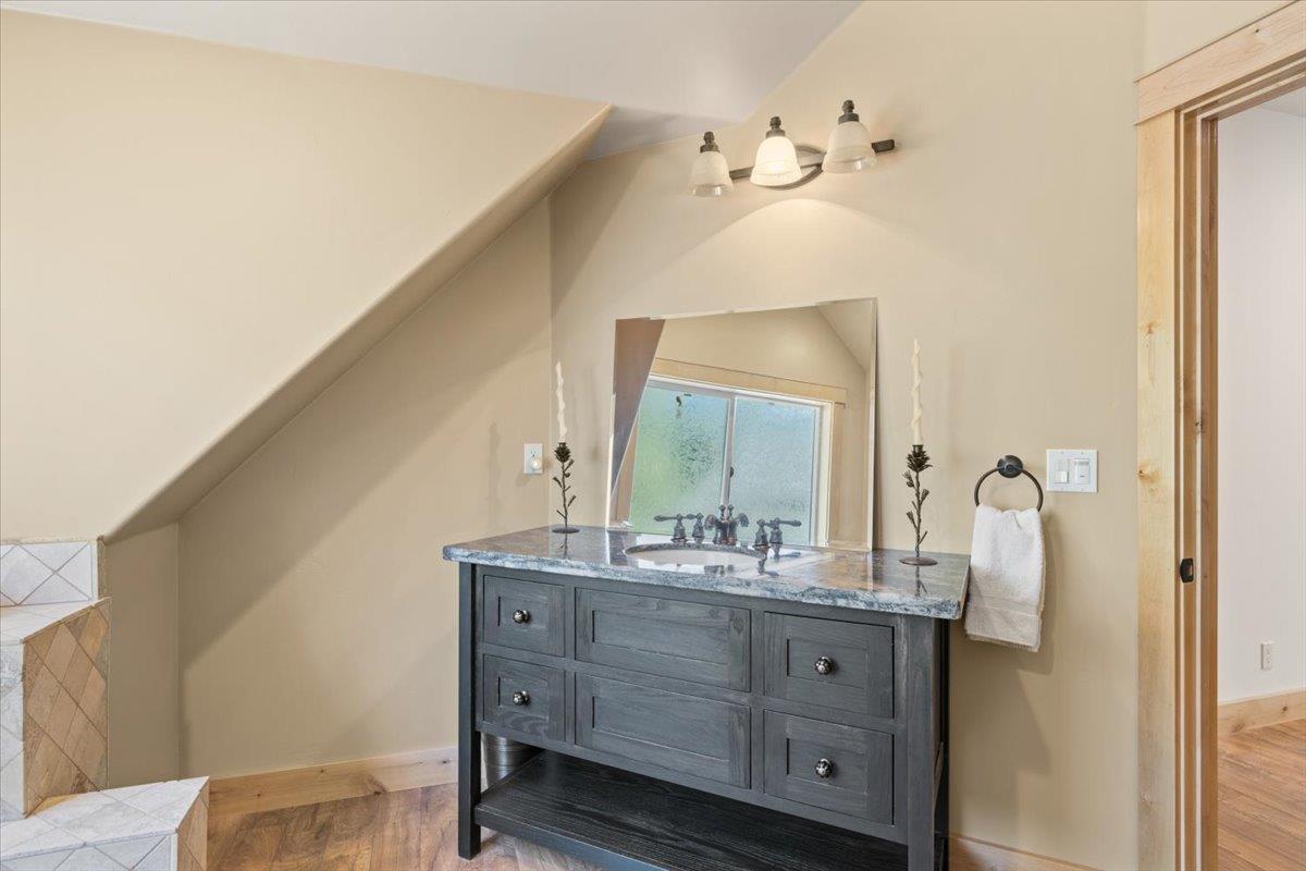 Detail Gallery Image 46 of 64 For 11382 Cour Royal, Nevada City,  CA 95959 - 3 Beds | 3/1 Baths