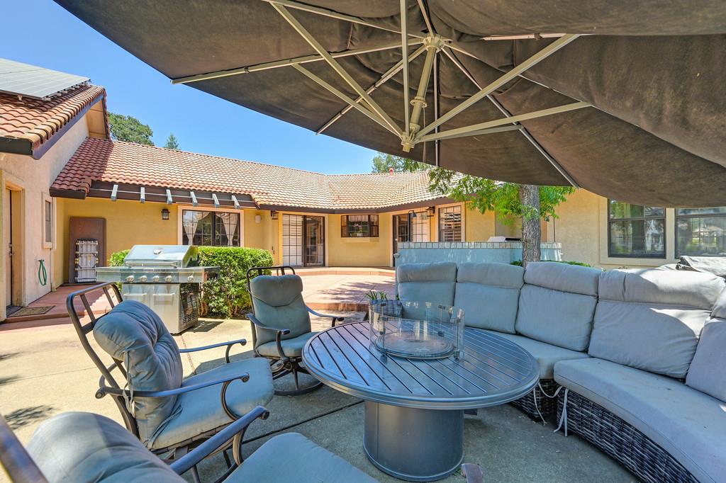 Detail Gallery Image 15 of 61 For 1801 Arroyo Dr, Auburn,  CA 95603 - 5 Beds | 4/1 Baths