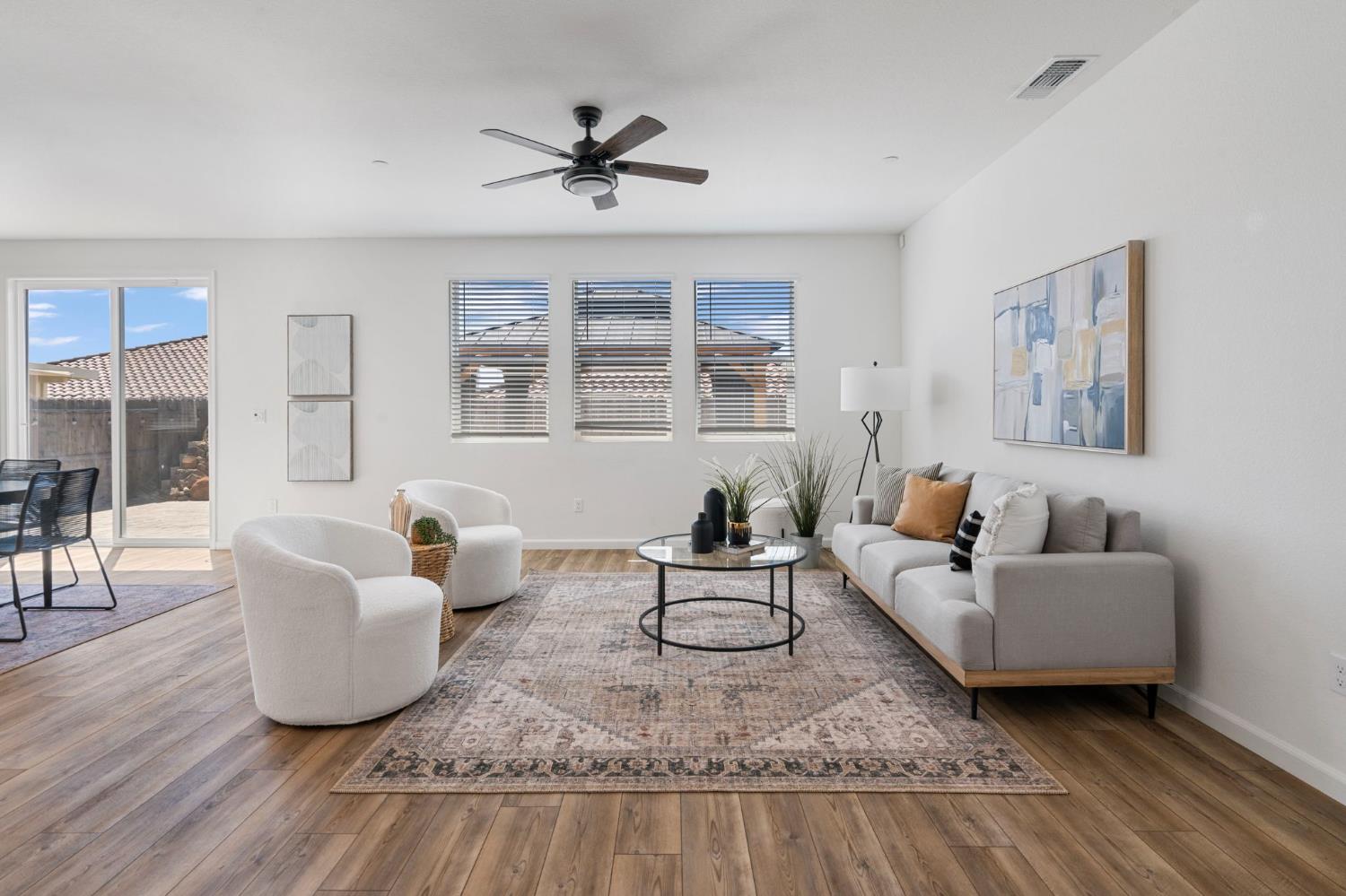 Detail Gallery Image 15 of 50 For 9526 Cadmium Ct, Sacramento,  CA 95829 - 4 Beds | 2 Baths