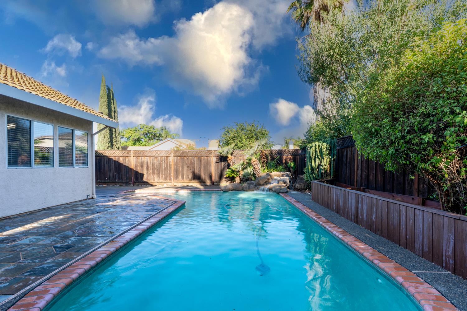 Detail Gallery Image 52 of 71 For 934 Neal St, Los Banos,  CA 93635 - 4 Beds | 2 Baths