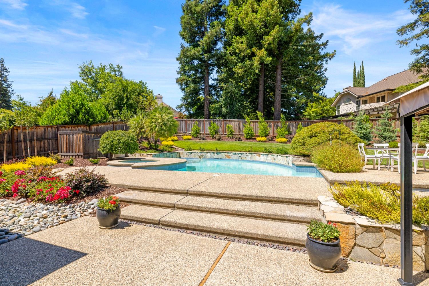 Detail Gallery Image 50 of 58 For 4330 Hale Ranch Ln, Fair Oaks,  CA 95628 - 4 Beds | 3 Baths