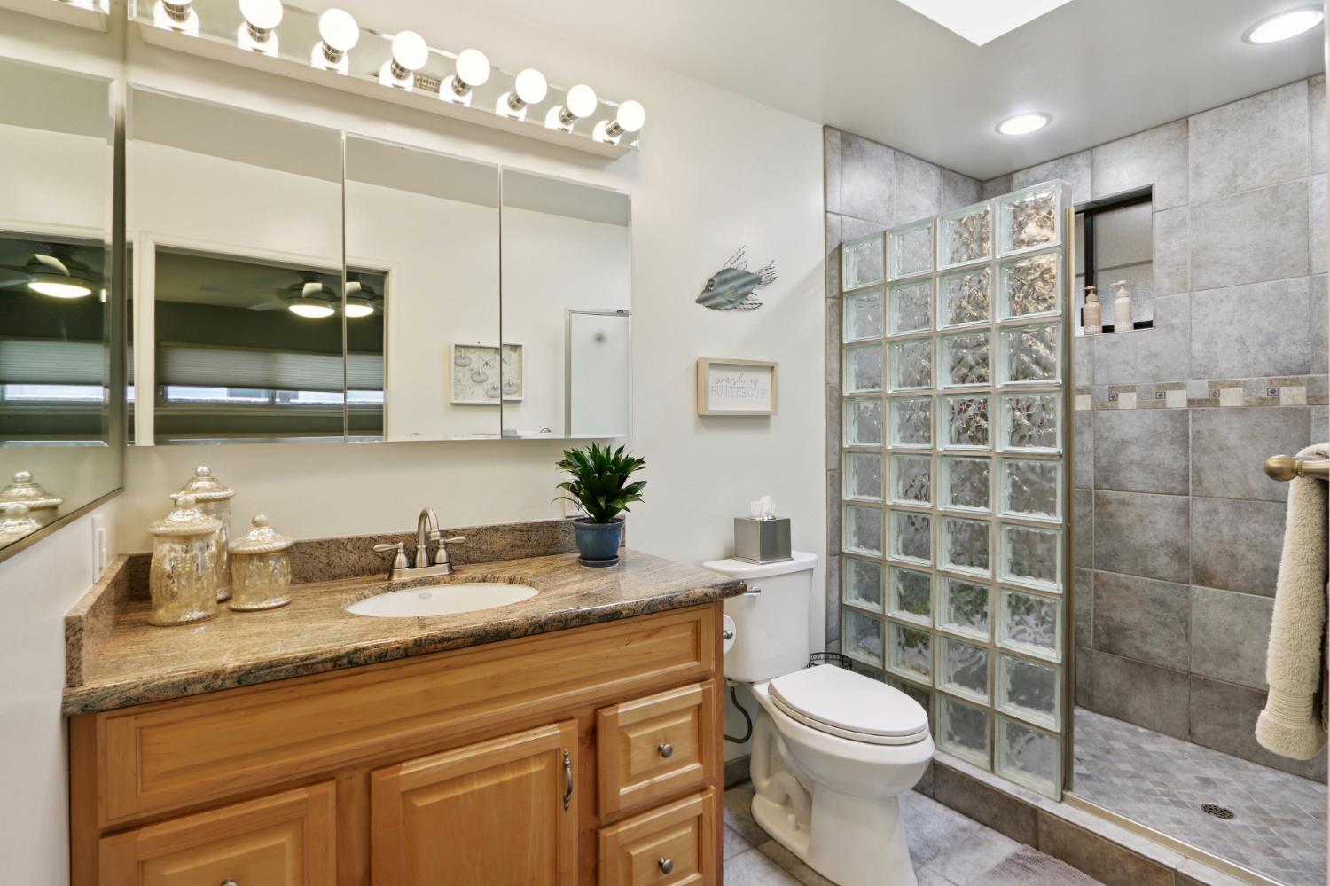 Detail Gallery Image 32 of 42 For 1620 Park Blvd, West Sacramento,  CA 95691 - 3 Beds | 2 Baths
