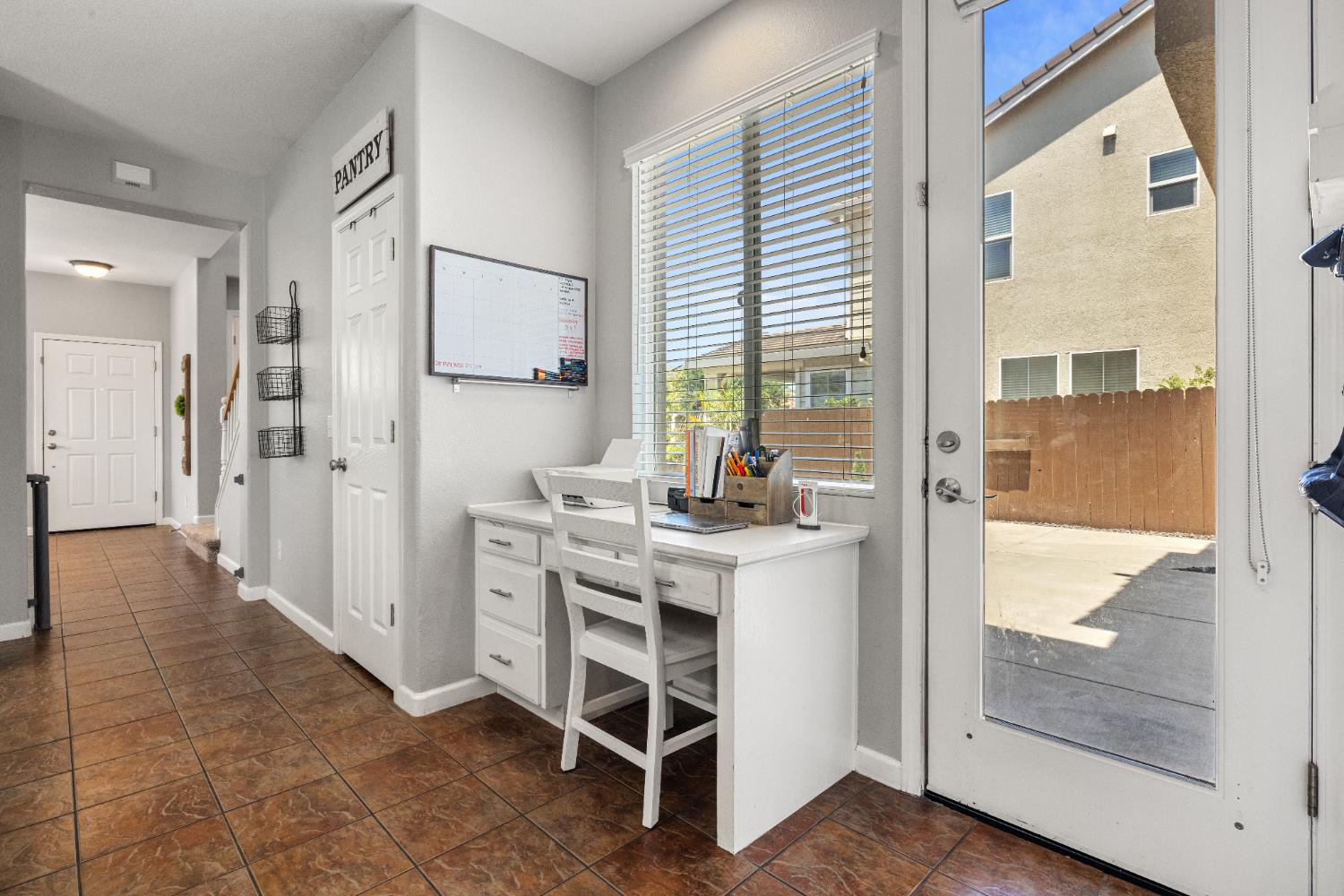 Detail Gallery Image 32 of 62 For 5422 Antique Rose Way, Riverbank,  CA 95367 - 3 Beds | 2/1 Baths