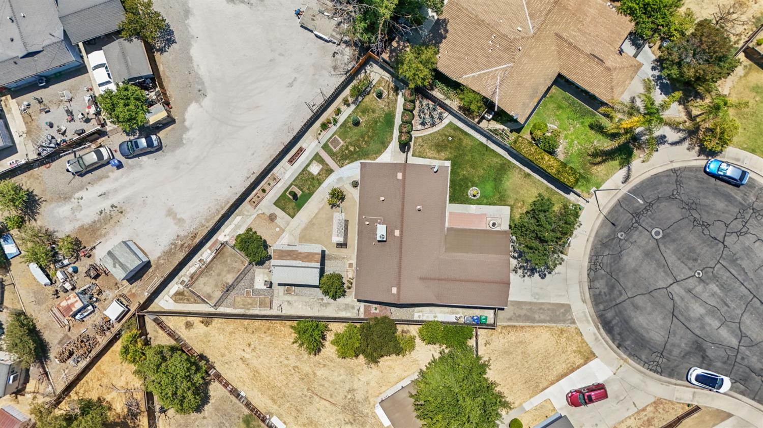 Detail Gallery Image 40 of 43 For 103 Pecan Ct, Los Banos,  CA 93635 - 4 Beds | 2 Baths