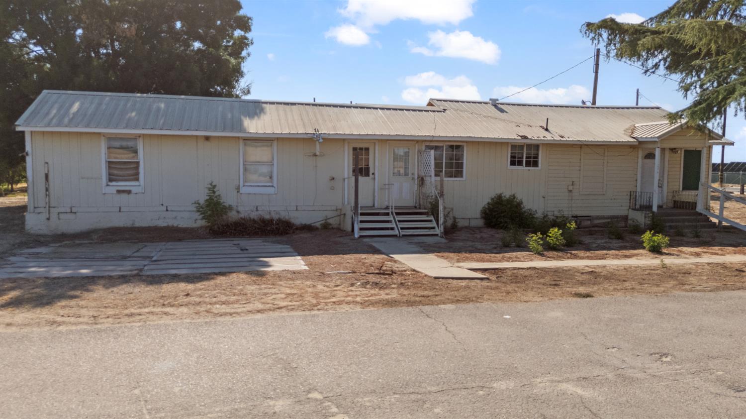Detail Gallery Image 16 of 25 For 12737 Westside, Livingston,  CA 95334 - 2 Beds | 2 Baths