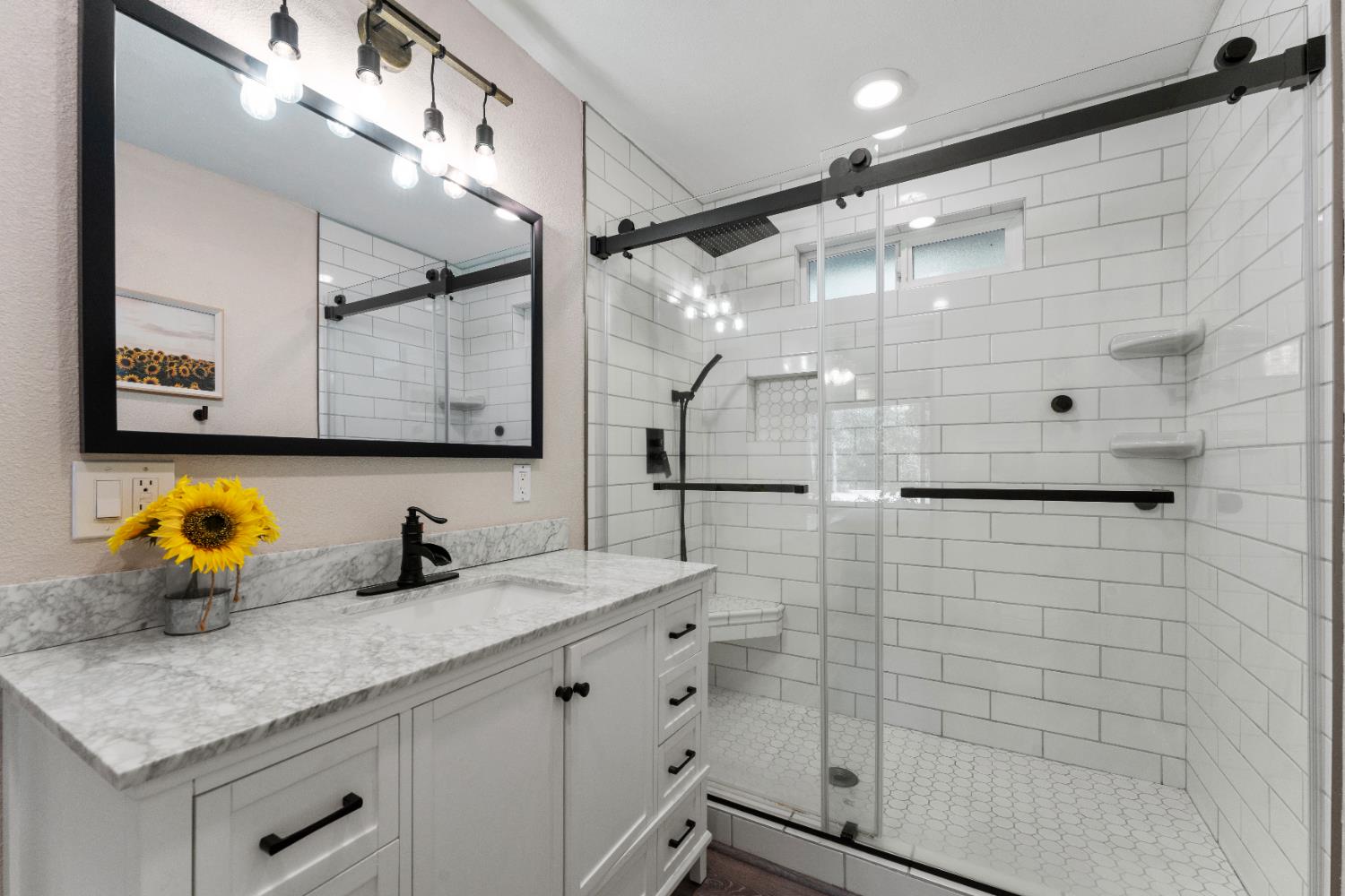 Detail Gallery Image 22 of 68 For 3980 Donner Trl, Placerville,  CA 95667 - 3 Beds | 2 Baths