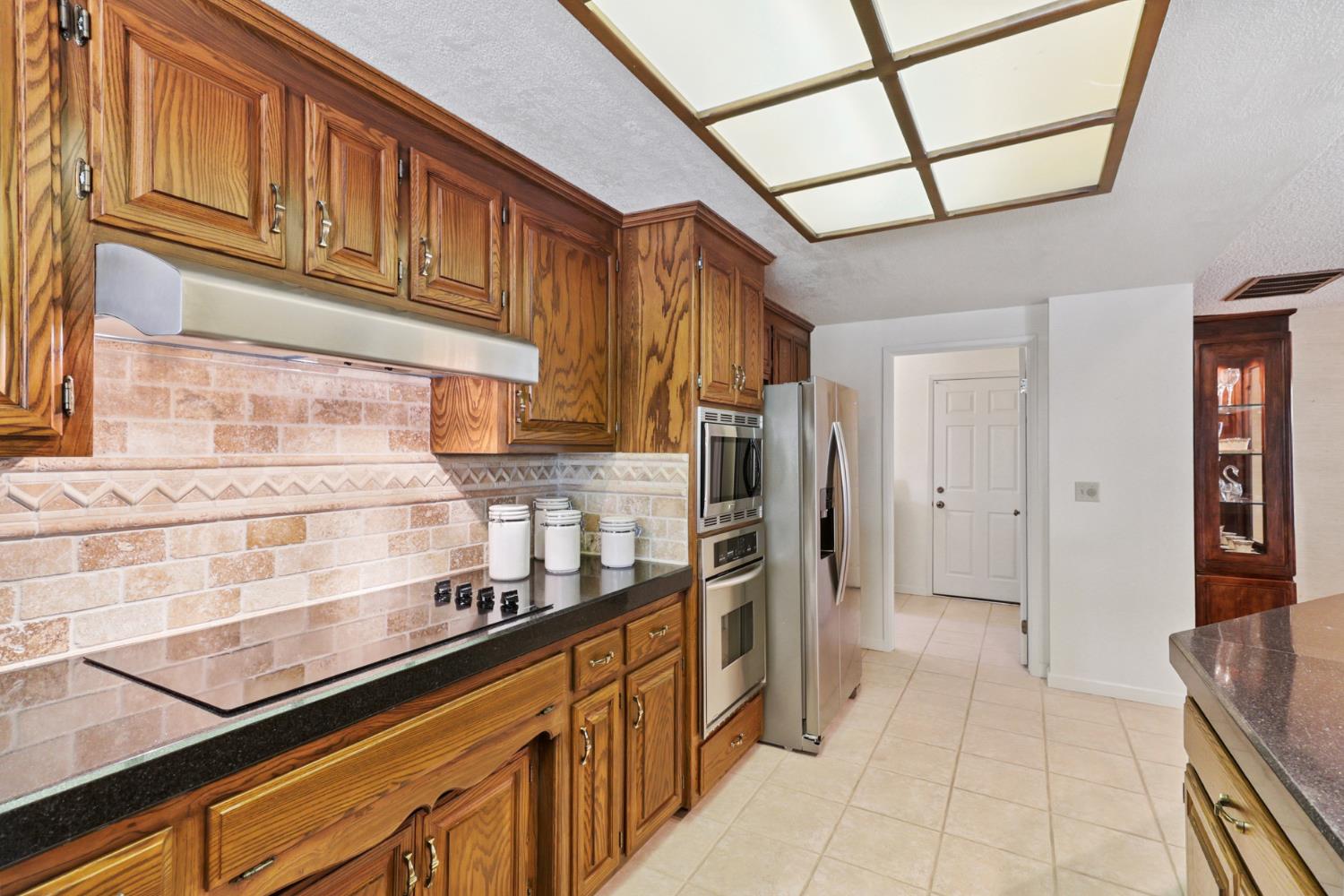 Detail Gallery Image 20 of 95 For 7919 Wonder St, Citrus Heights,  CA 95610 - 4 Beds | 2/1 Baths