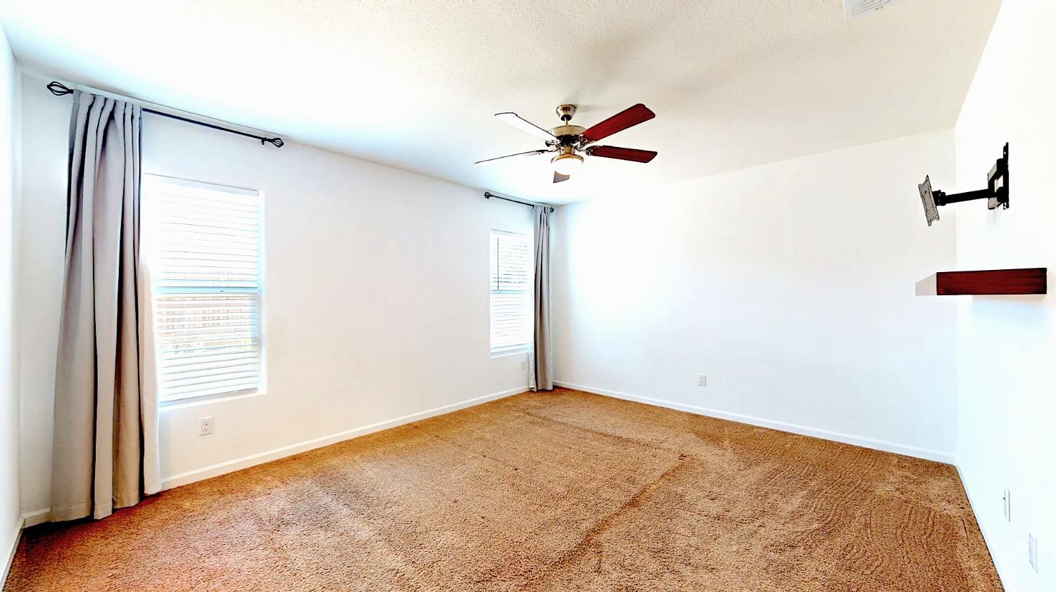 Detail Gallery Image 26 of 44 For 131 Sterling St, Los Banos,  CA 93635 - 3 Beds | 2 Baths