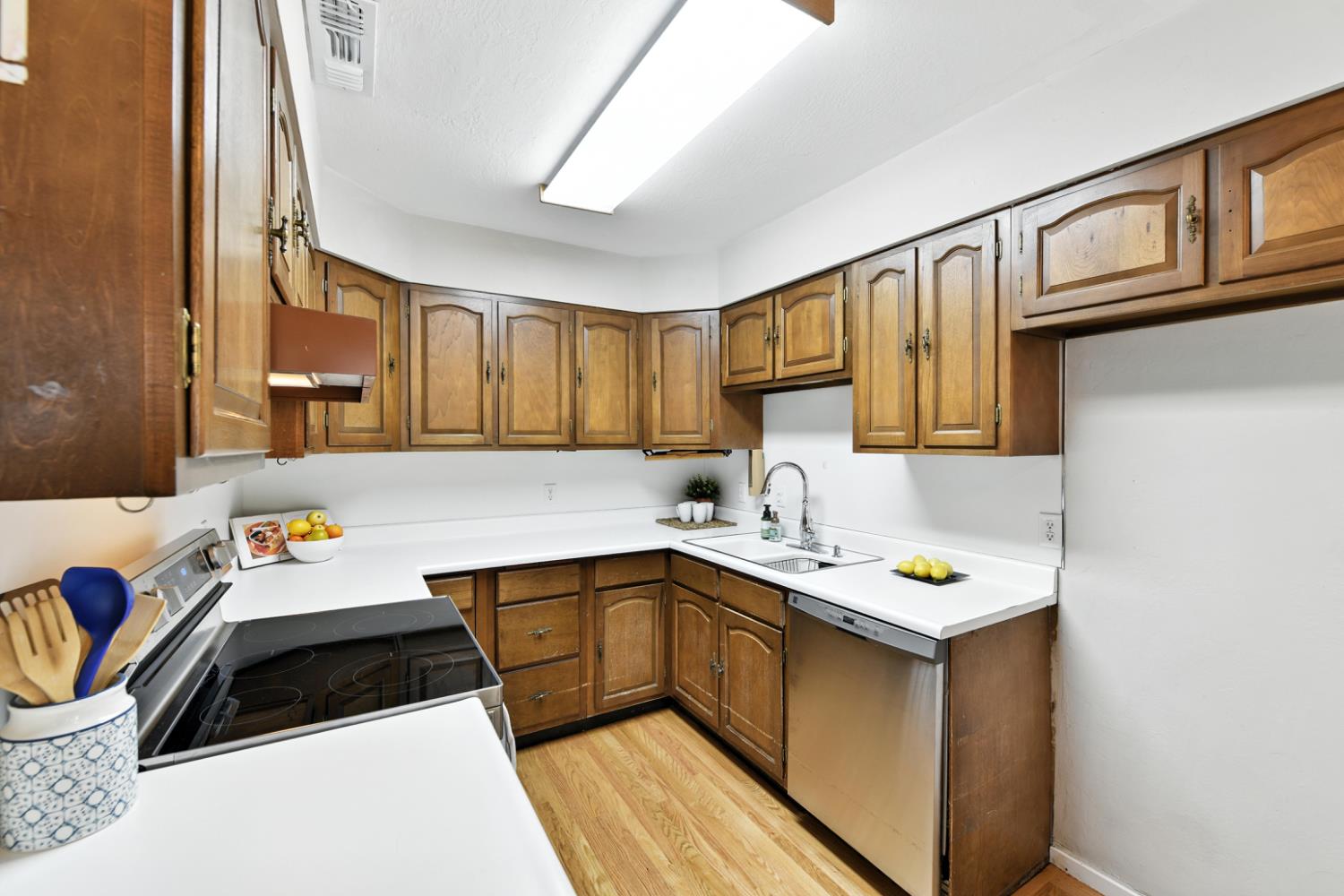 Detail Gallery Image 16 of 37 For 4724 Isabella Ave, Fair Oaks,  CA 95628 - 4 Beds | 2 Baths