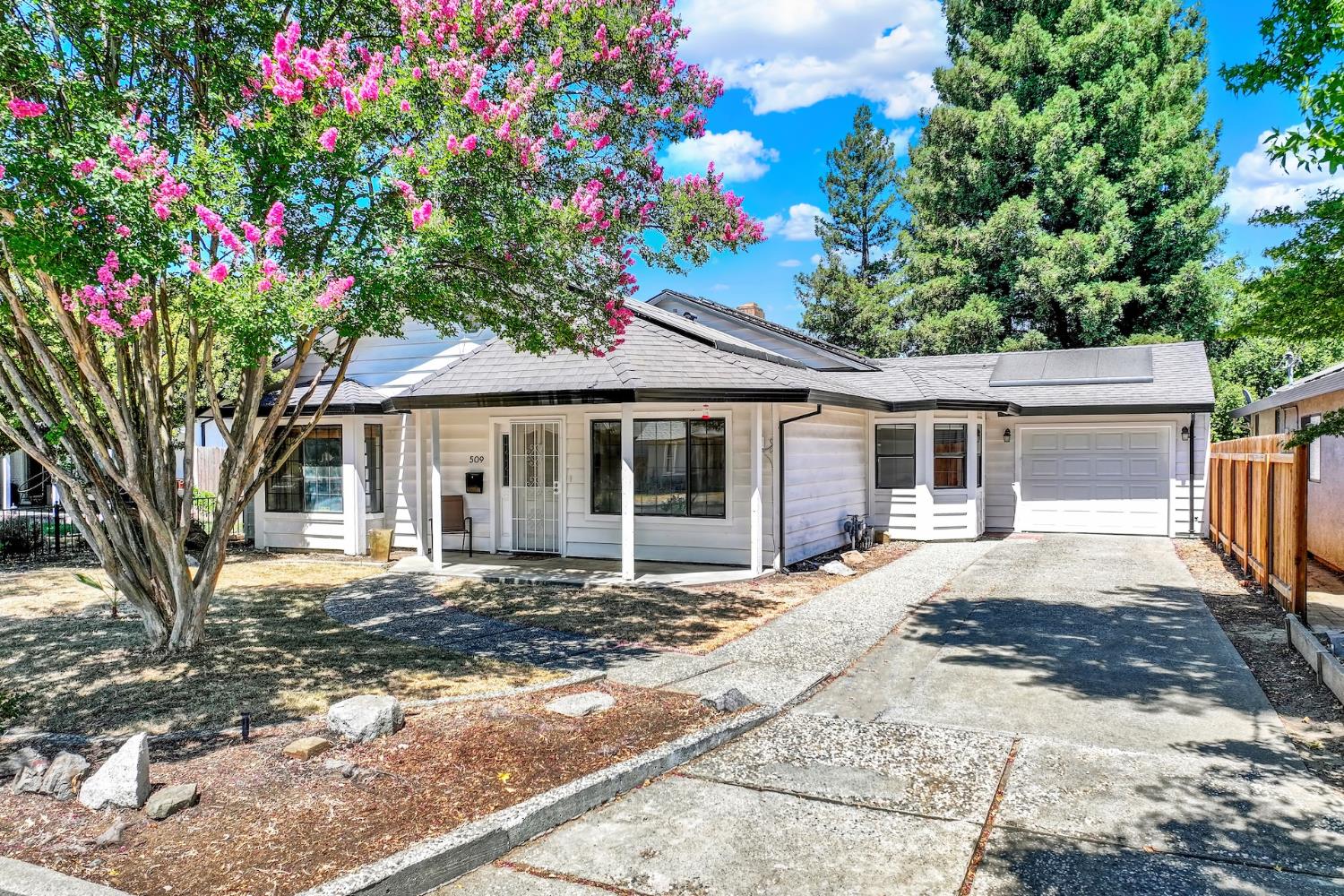 Detail Gallery Image 1 of 76 For 509 East, Winters,  CA 95694 - 3 Beds | 2 Baths