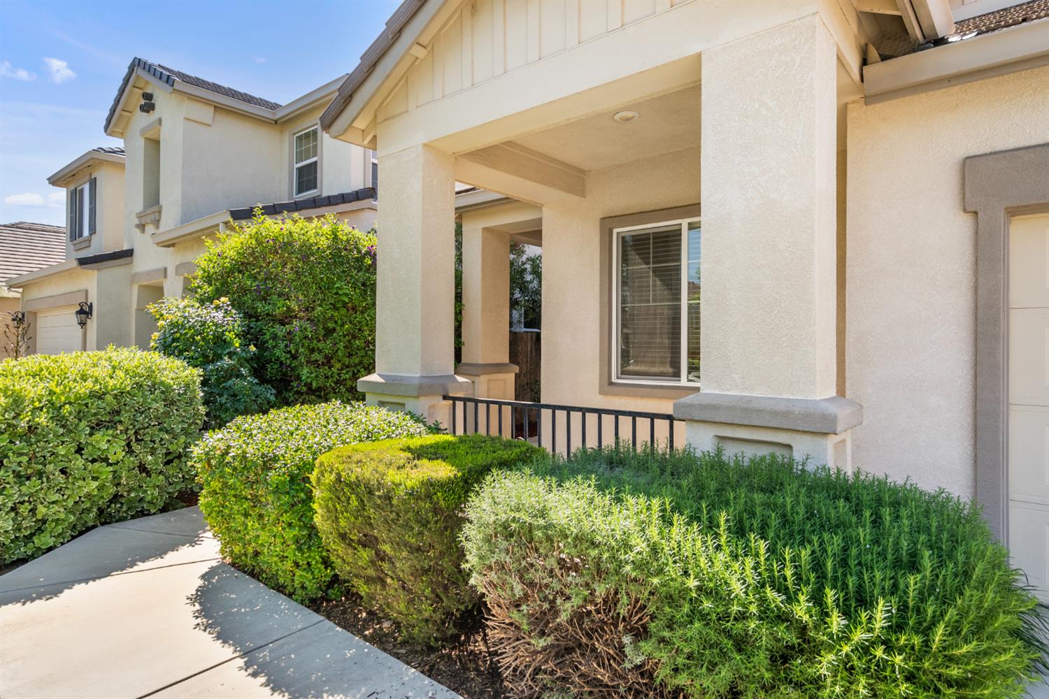 Detail Gallery Image 2 of 40 For 1149 Bellflower Way, Los Banos,  CA 93635 - 4 Beds | 2 Baths