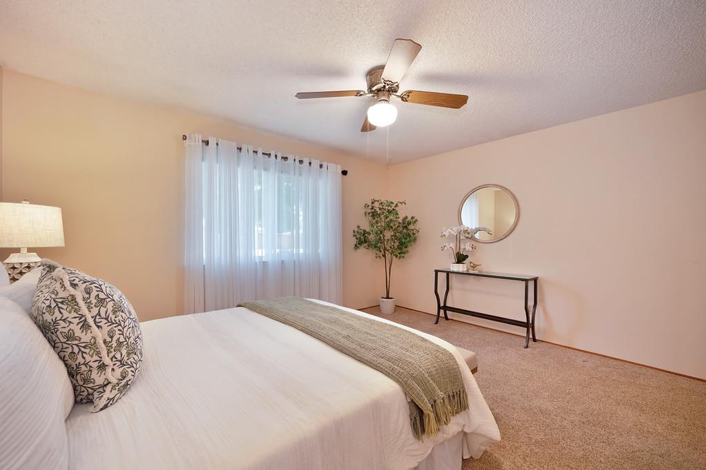 Detail Gallery Image 26 of 39 For 6251 Silverton Way, Carmichael,  CA 95608 - 4 Beds | 2/1 Baths