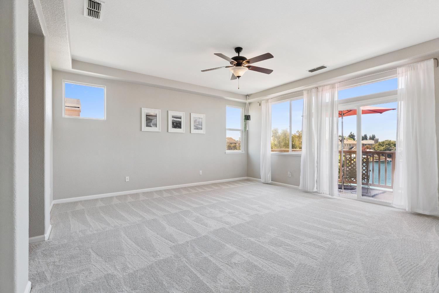 Detail Gallery Image 37 of 67 For 3021 Edgeview Dr, Modesto,  CA 95355 - 5 Beds | 3/1 Baths