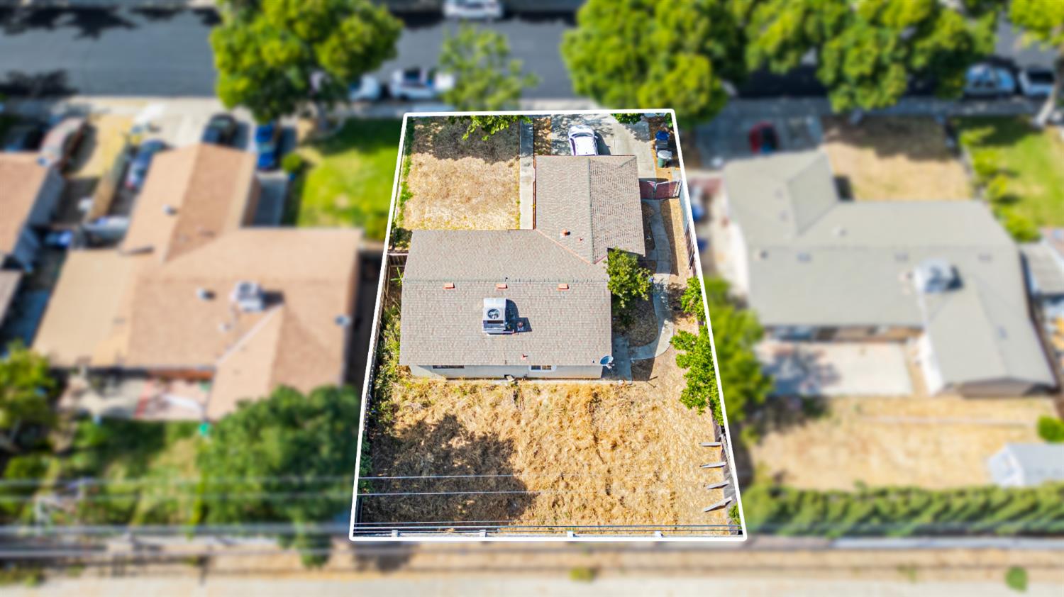 Detail Gallery Image 7 of 8 For 1120 Petaluma Dr, Modesto,  CA 95351 - 3 Beds | 1 Baths