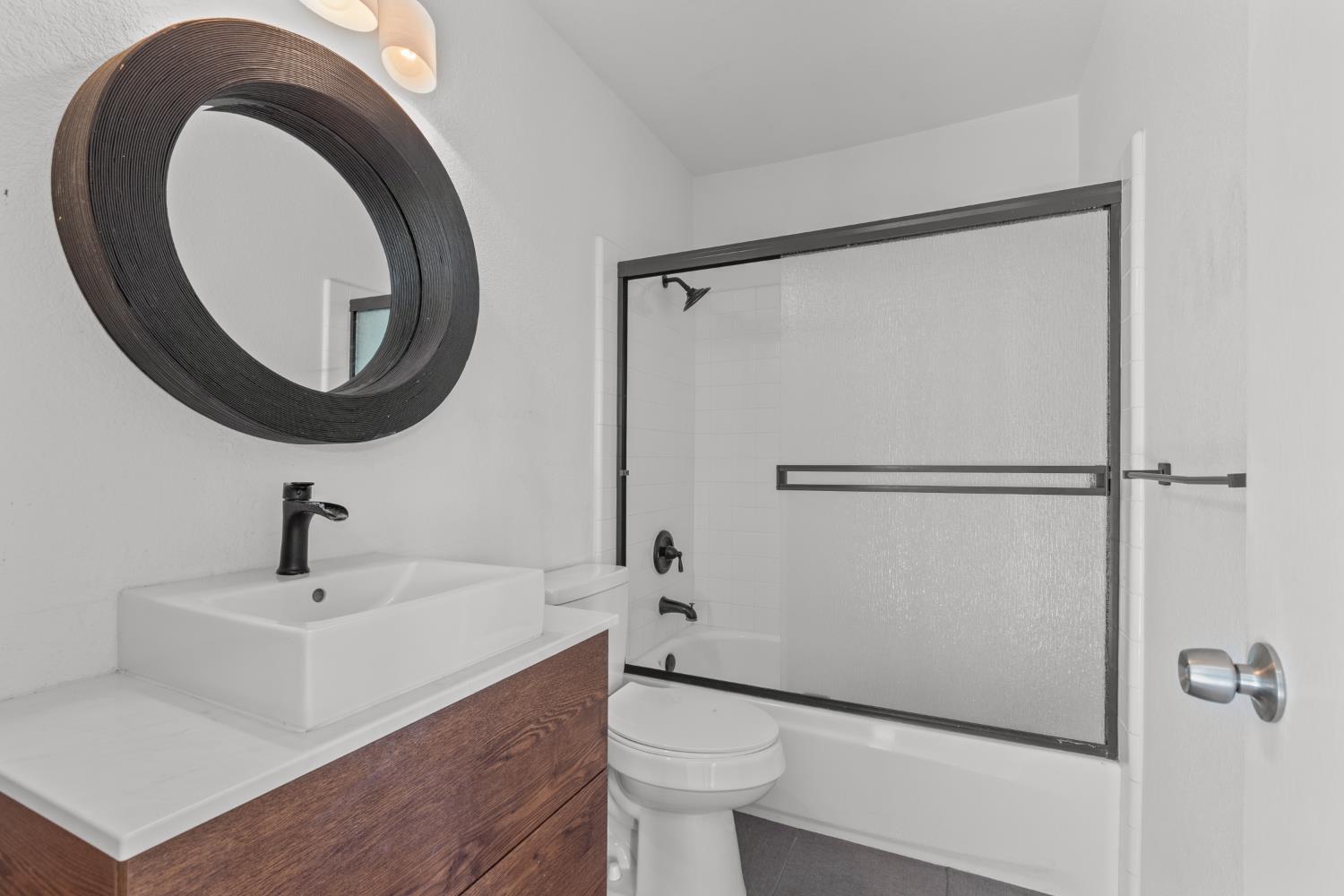 Detail Gallery Image 26 of 44 For 5038 Felicia Way, Elk Grove,  CA 95758 - 3 Beds | 2/1 Baths