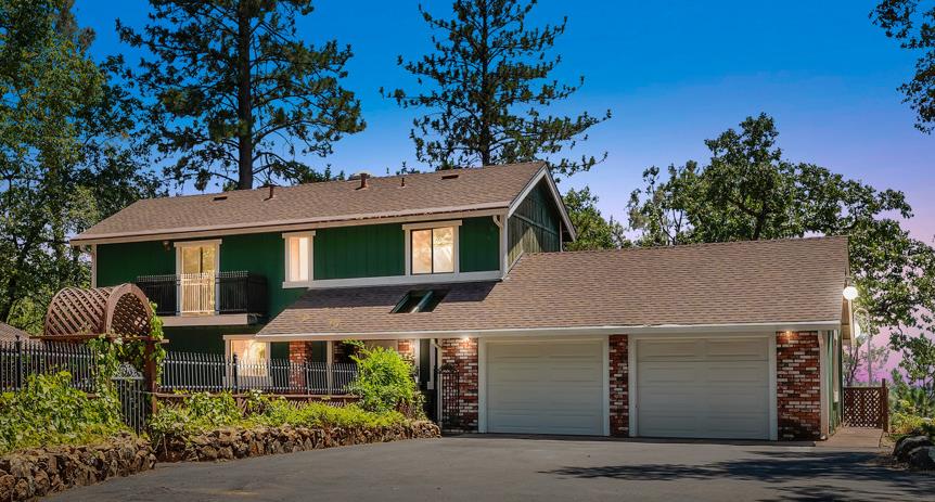 Detail Gallery Image 1 of 39 For 1490 Sage Rd, Colfax,  CA 95713 - 2 Beds | 3 Baths