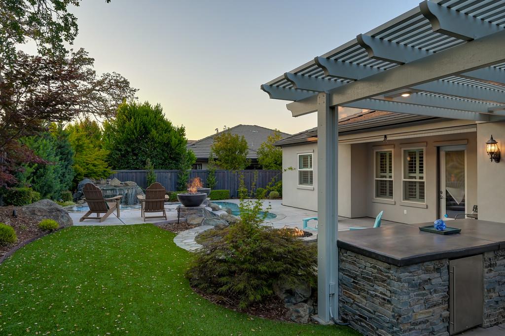 Detail Gallery Image 67 of 94 For 689 Oreno Cir, Folsom,  CA 95630 - 5 Beds | 4/1 Baths