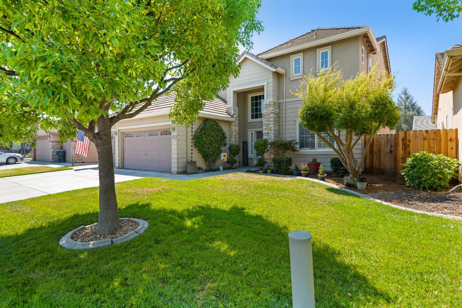 Detail Gallery Image 3 of 49 For 5504 Pleasant Grove Ct, Salida,  CA 95368 - 4 Beds | 3 Baths