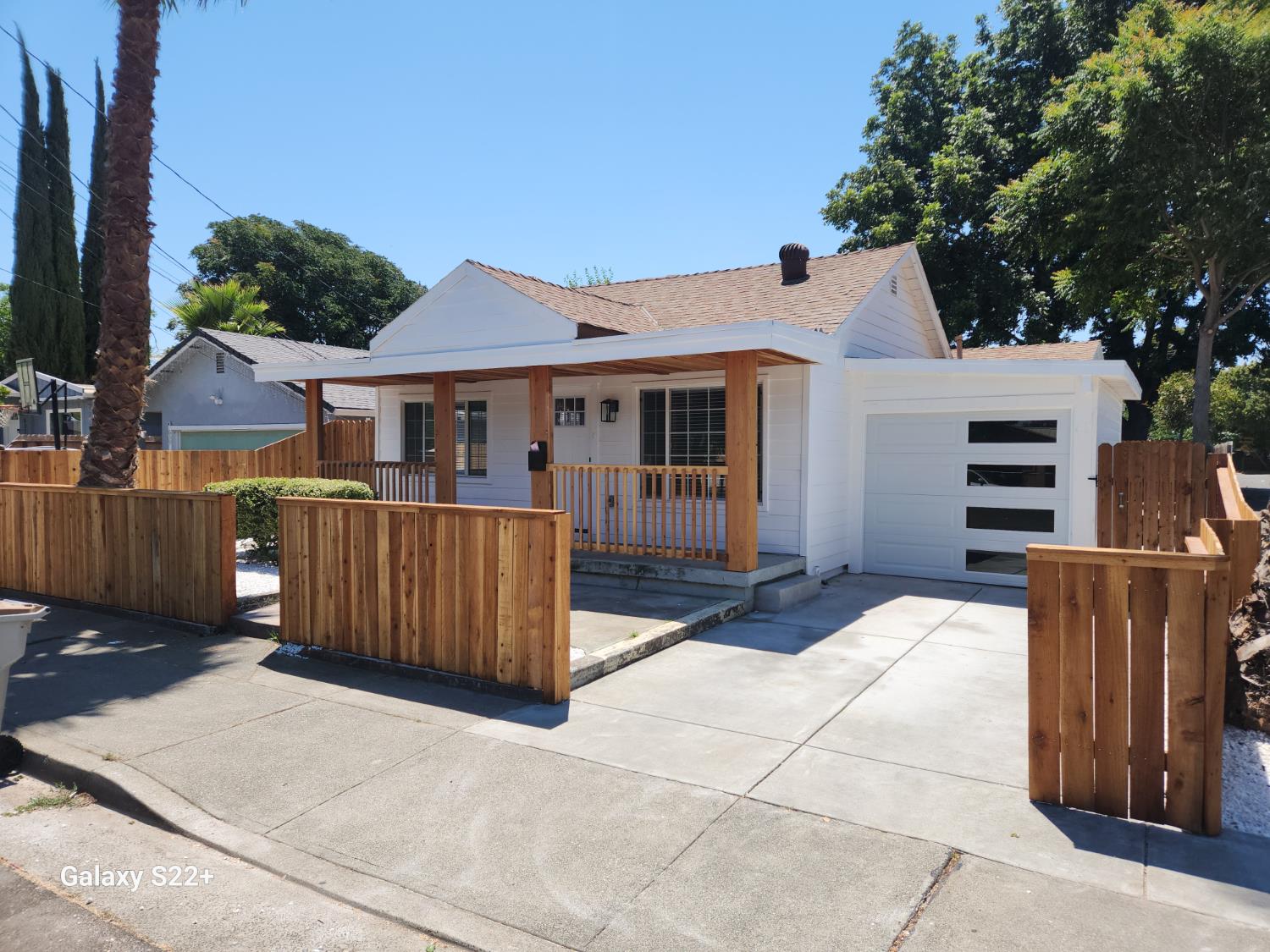 Detail Gallery Image 1 of 8 For 641 Andrew St, West Sacramento,  CA 95605 - 3 Beds | 1 Baths