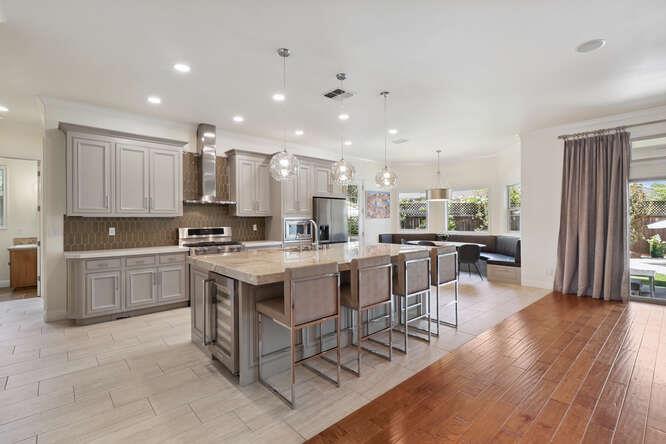 Detail Gallery Image 18 of 78 For 3710 Esperanza Dr, Sacramento,  CA 95864 - 4 Beds | 3/1 Baths