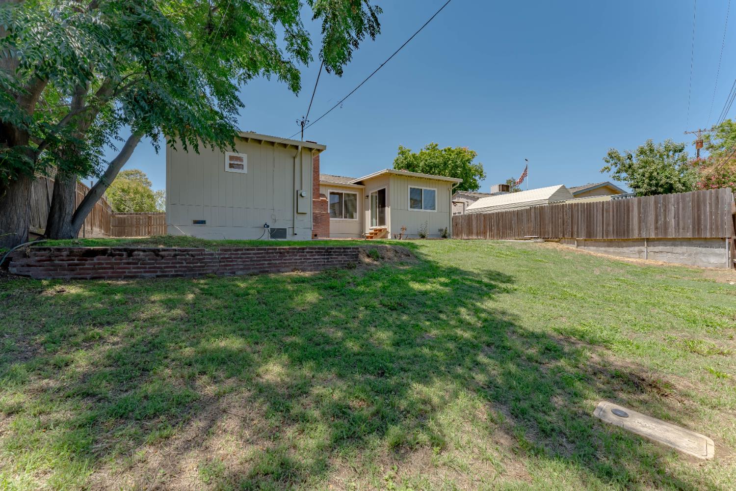 Detail Gallery Image 29 of 33 For 6036 Ellerslee Dr, Carmichael,  CA 95608 - 3 Beds | 2 Baths