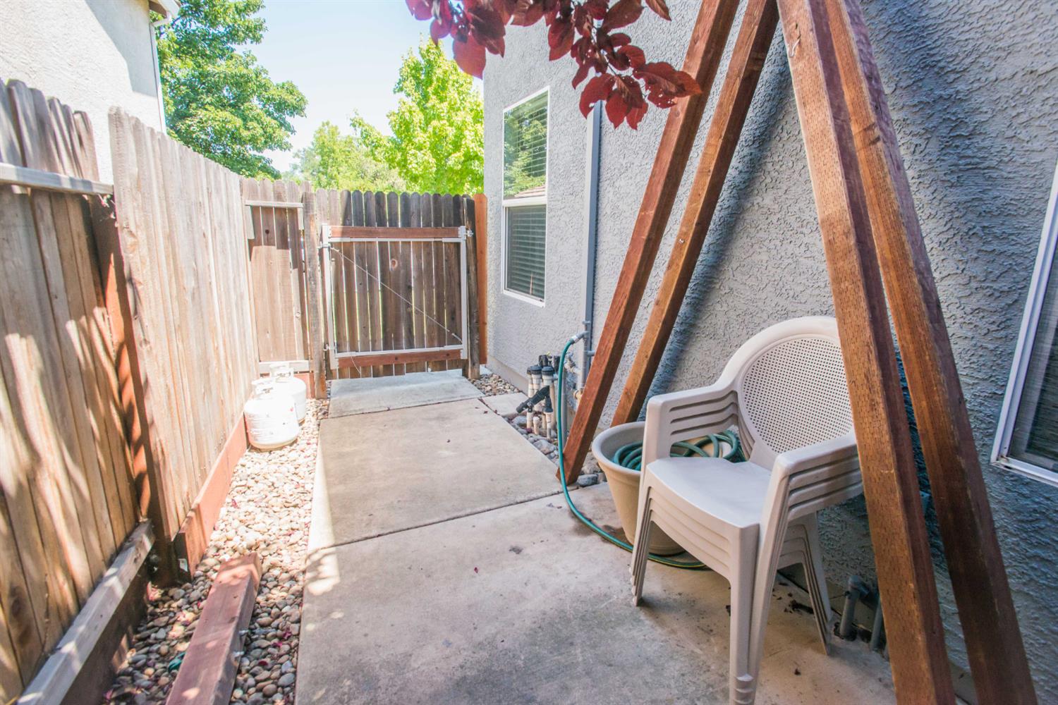 Detail Gallery Image 68 of 68 For 2210 Arnold Dr, Rocklin,  CA 95765 - 4 Beds | 2/1 Baths