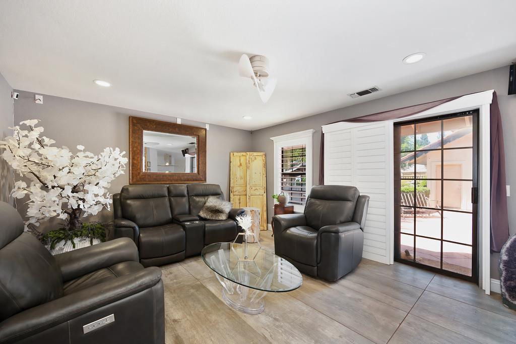 Detail Gallery Image 28 of 61 For 1801 Arroyo Dr, Auburn,  CA 95603 - 5 Beds | 4/1 Baths
