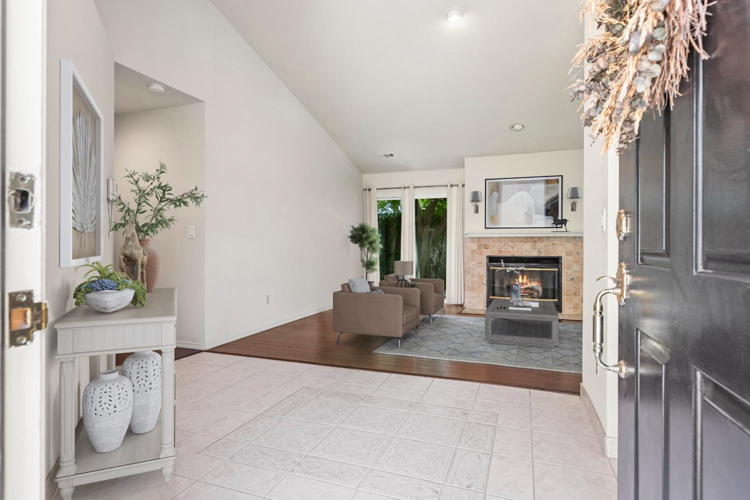 Detail Gallery Image 6 of 41 For 1173 Copper Verde Ln, Modesto,  CA 95355 - 3 Beds | 2 Baths