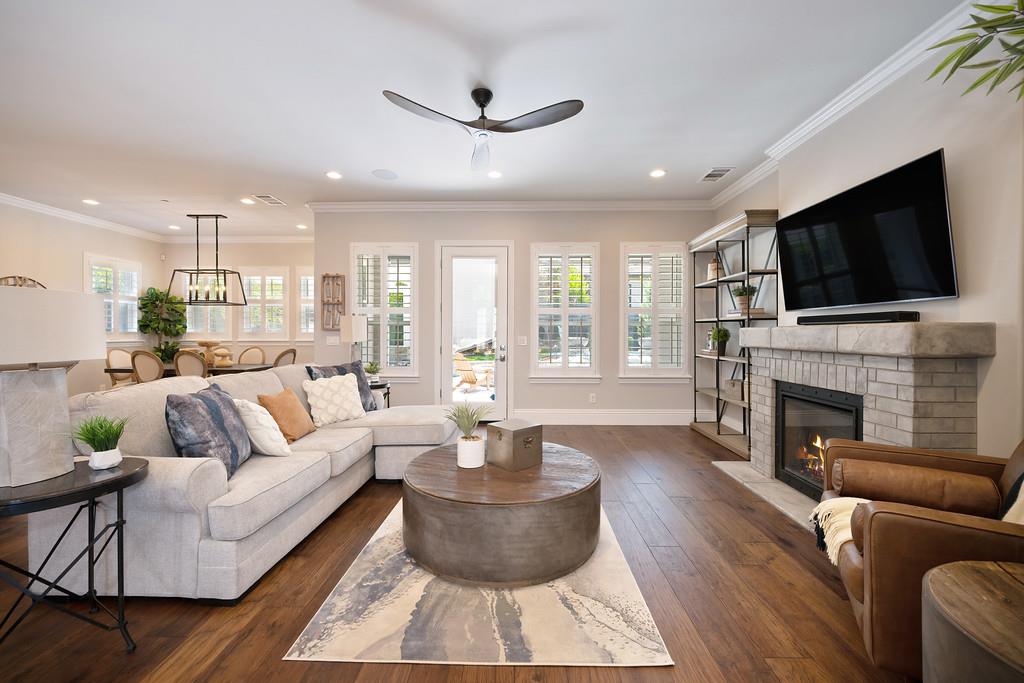 Detail Gallery Image 16 of 94 For 689 Oreno Cir, Folsom,  CA 95630 - 5 Beds | 4/1 Baths