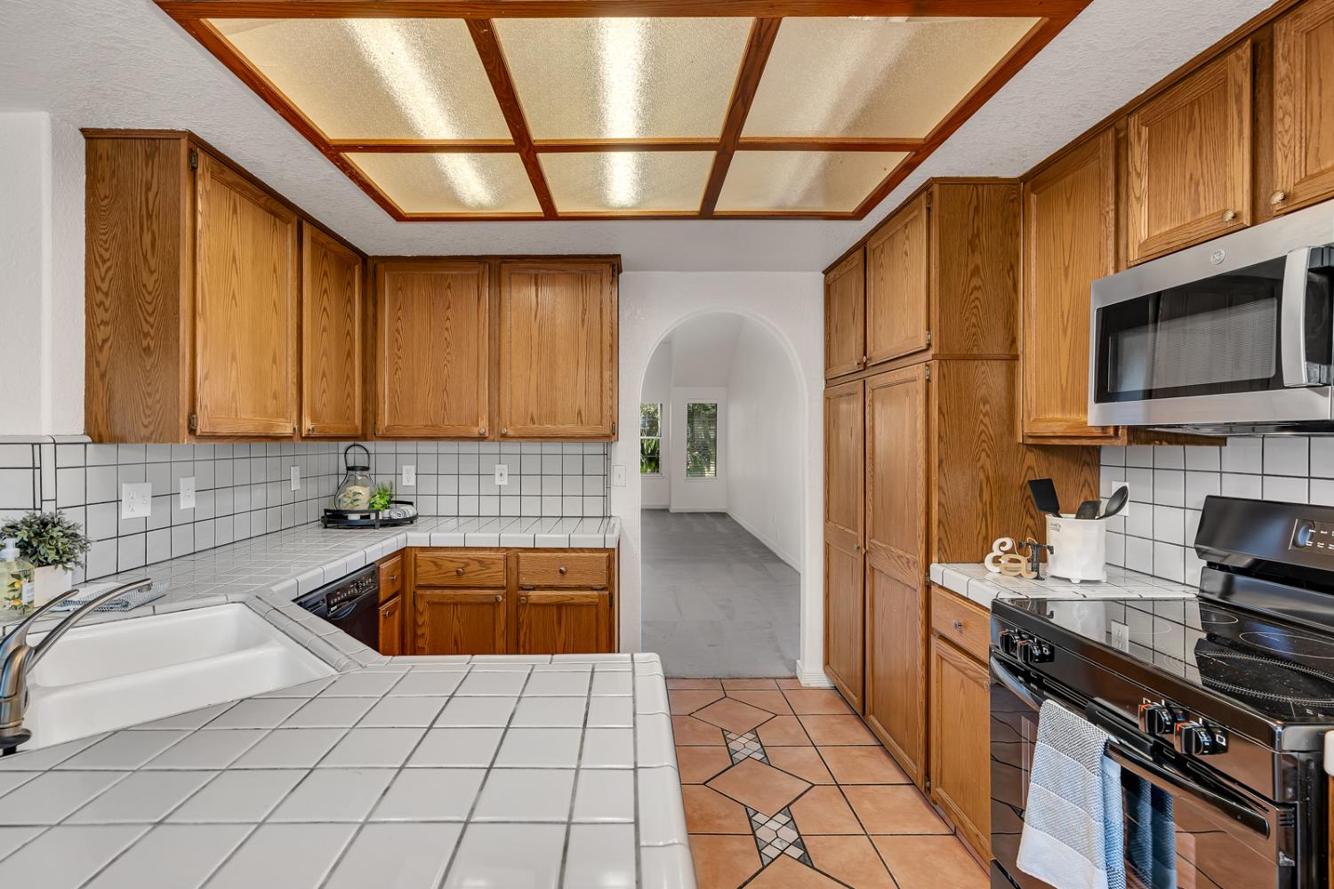 Detail Gallery Image 16 of 71 For 934 Neal St, Los Banos,  CA 93635 - 4 Beds | 2 Baths