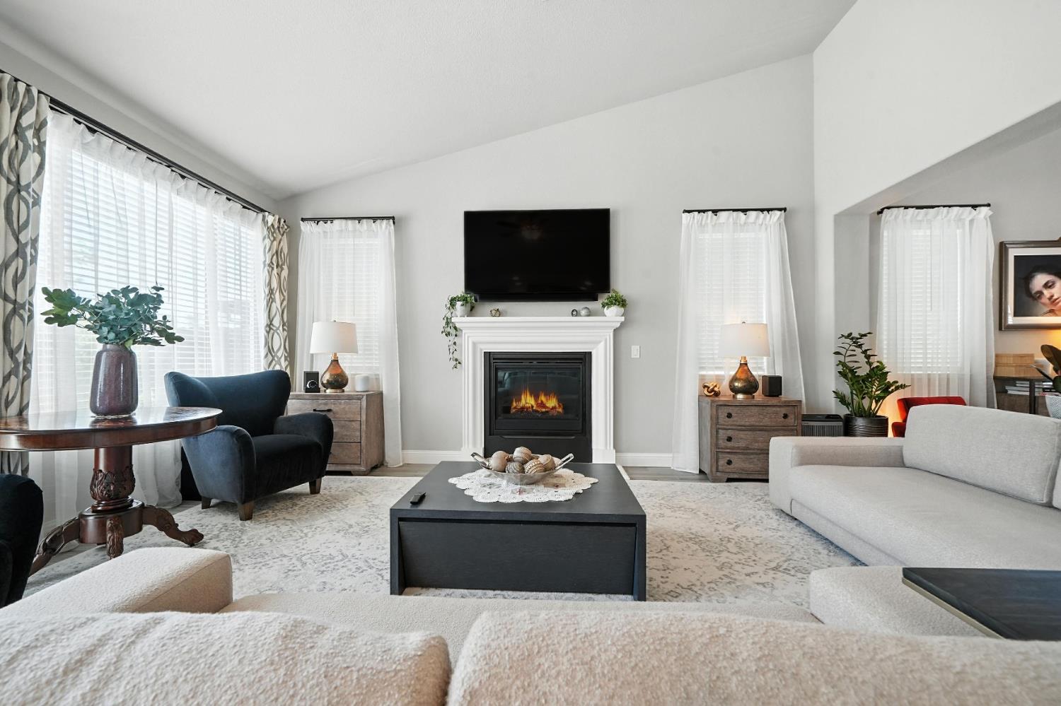 Detail Gallery Image 17 of 44 For 668 Morning Glory Cir, Ione,  CA 95640 - 4 Beds | 3 Baths