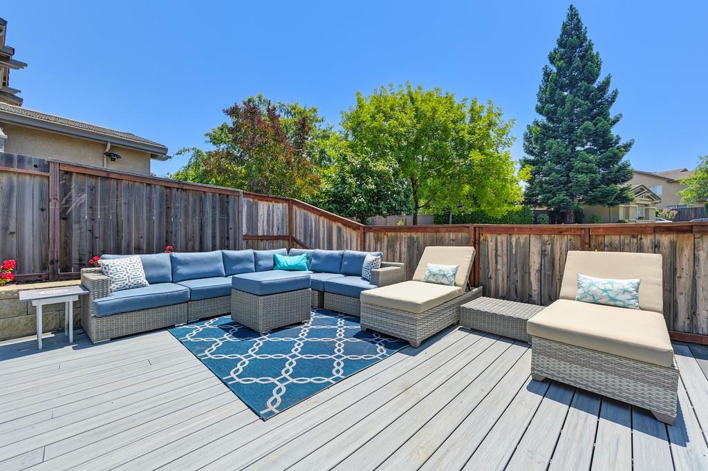 Detail Gallery Image 45 of 55 For 6279 Bridgeport Dr, Shingle Springs,  CA 95682 - 4 Beds | 2/1 Baths