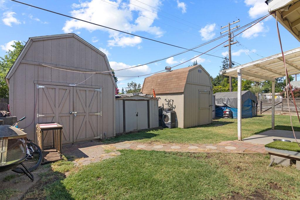 Detail Gallery Image 26 of 30 For 1904 Hunt Ave, Modesto,  CA 95350 - 3 Beds | 2 Baths
