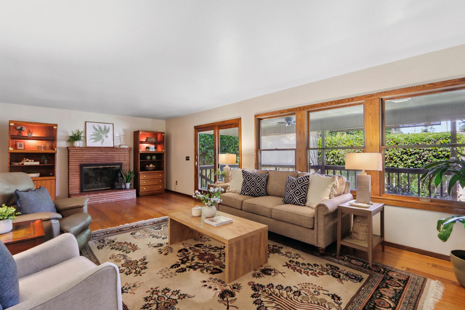 Detail Gallery Image 6 of 42 For 1620 Park Blvd, West Sacramento,  CA 95691 - 3 Beds | 2 Baths